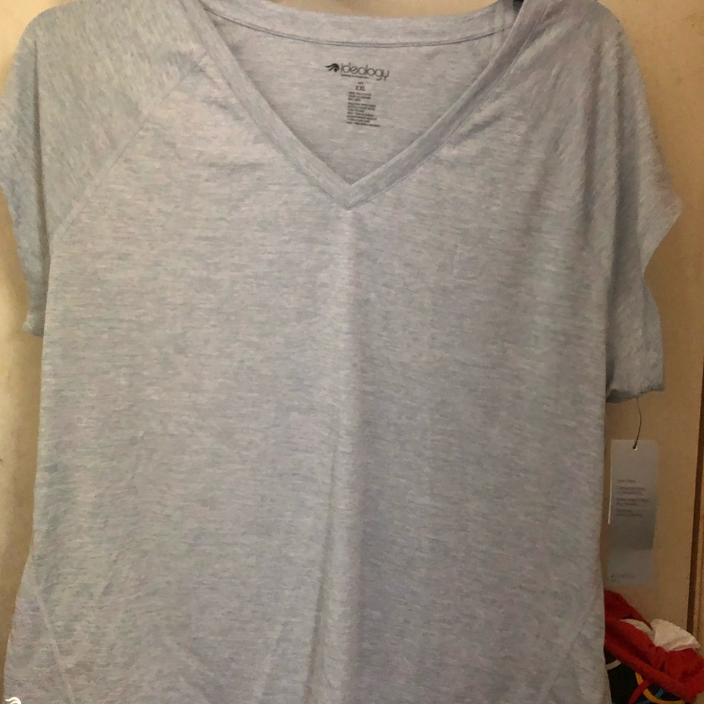 Never warn basic workout tee - Picture 2 of 4